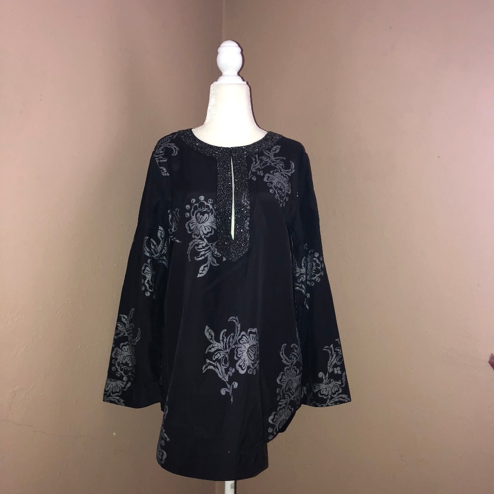 CHICO'S Black Embellished Floral Print Tunic Top - Picture 1 of 8